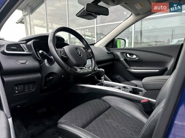 Синий Рено Kadjar, объемом двигателя 1.5 л и пробегом 98 тыс. км за 21500 $, фото 14 на Automoto.ua