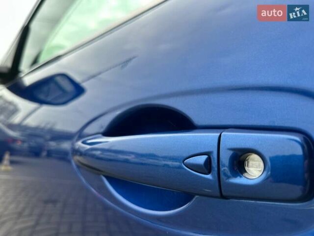 Синий Рено Kadjar, объемом двигателя 1.5 л и пробегом 98 тыс. км за 21500 $, фото 13 на Automoto.ua