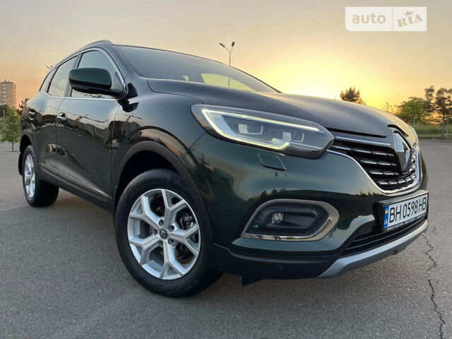 Зелений Рено Kadjar, об'ємом двигуна 1.46 л та пробігом 40 тис. км за 21700 $, фото 3 на Automoto.ua