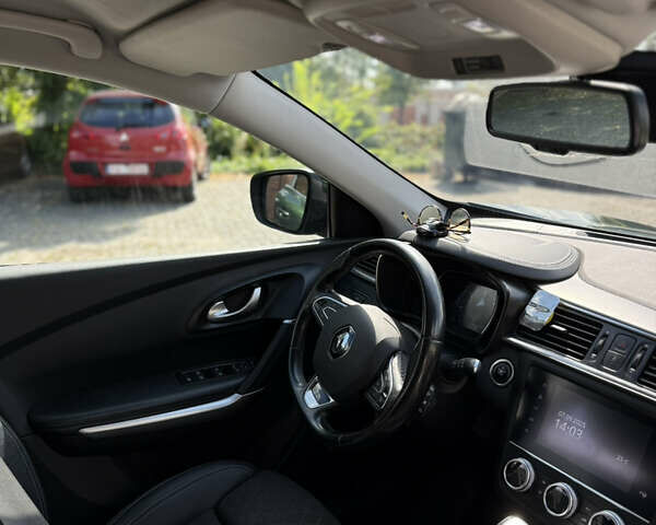 Зелений Рено Kadjar, об'ємом двигуна 1.46 л та пробігом 101 тис. км за 18990 $, фото 7 на Automoto.ua