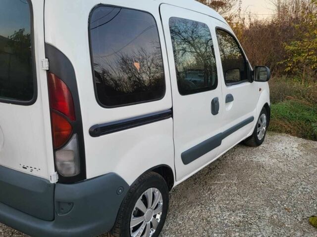 Білий Рено Кєнгу Експресс, об'ємом двигуна 2 л та пробігом 74 тис. км за 2200 $, фото 17 на Automoto.ua