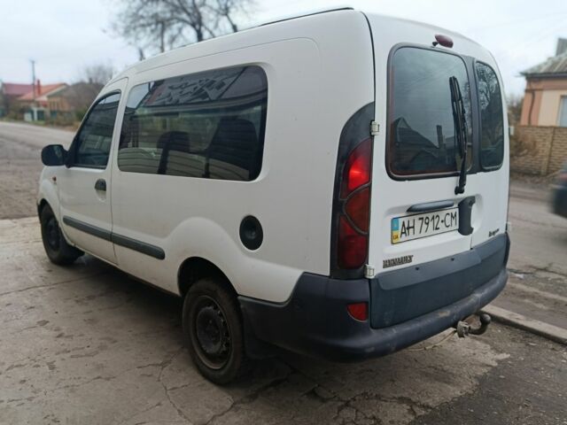 Белый Рено Кенгу Экспресс, объемом двигателя 0 л и пробегом 230 тыс. км за 2224 $, фото 3 на Automoto.ua