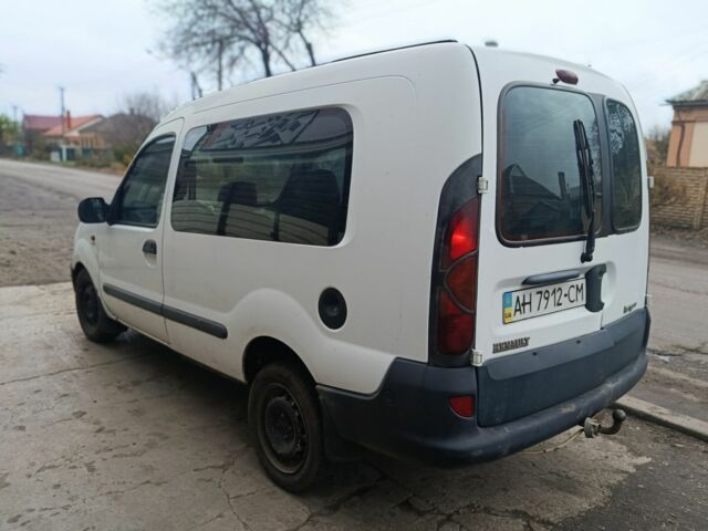 Белый Рено Кенгу Экспресс, объемом двигателя 0 л и пробегом 230 тыс. км за 2224 $, фото 6 на Automoto.ua