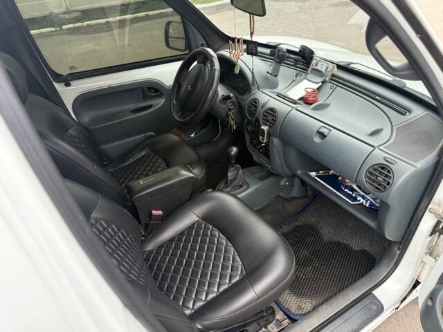 Белый Рено Кенгу Экспресс, объемом двигателя 1.9 л и пробегом 275 тыс. км за 2800 $, фото 6 на Automoto.ua