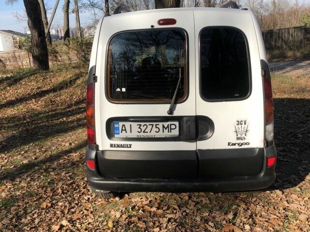 Белый Рено Кенгу Экспресс, объемом двигателя 0 л и пробегом 390 тыс. км за 3600 $, фото 4 на Automoto.ua