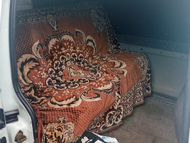 Белый Рено Кенгу Экспресс, объемом двигателя 1.5 л и пробегом 230 тыс. км за 3500 $, фото 5 на Automoto.ua