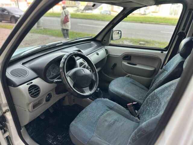 Белый Рено Кенгу Экспресс, объемом двигателя 1.9 л и пробегом 220 тыс. км за 3000 $, фото 7 на Automoto.ua