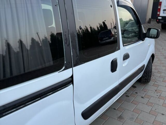 Белый Рено Кенгу Экспресс, объемом двигателя 1.5 л и пробегом 310 тыс. км за 3499 $, фото 7 на Automoto.ua