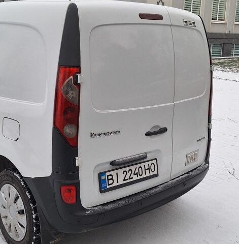 Белый Рено Кенгу Экспресс, объемом двигателя 1.5 л и пробегом 401 тыс. км за 4700 $, фото 8 на Automoto.ua