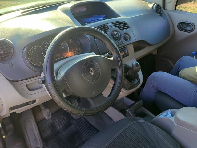 Білий Рено Кєнгу Експресс, об'ємом двигуна 1.5 л та пробігом 284 тис. км за 5000 $, фото 9 на Automoto.ua