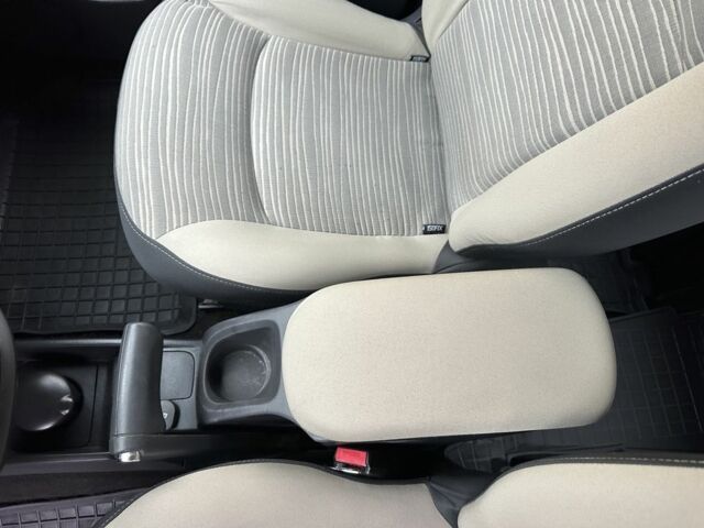 Белый Рено Кенгу Экспресс, объемом двигателя 1.5 л и пробегом 190 тыс. км за 7500 $, фото 22 на Automoto.ua