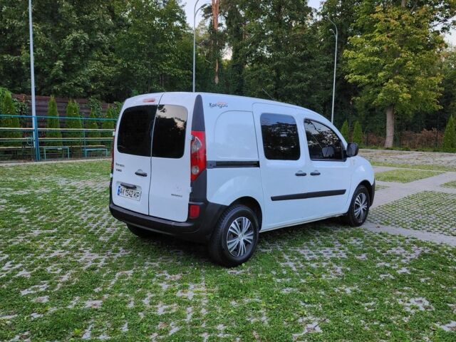 Рено Кєнгу Експресс 2011 у Харкові на Automoto.ua Білий Рено Кєнгу Експресс, об'ємом двигуна 1.5 л та пробігом 210 тис. км за 4250 $, фото 4 на Automoto.ua