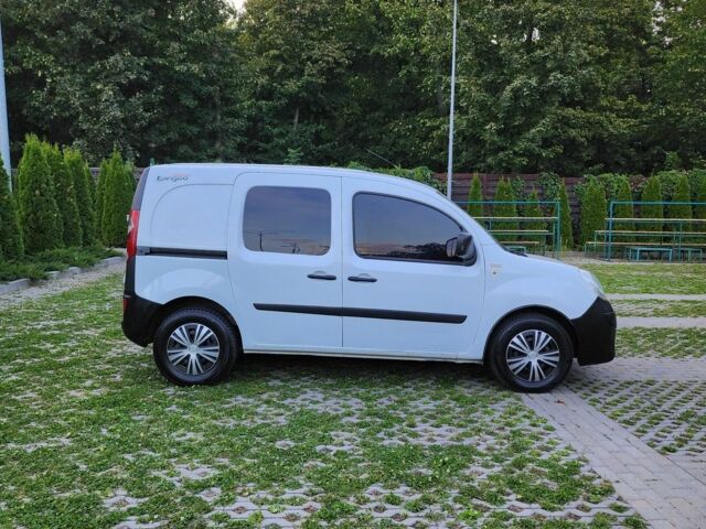 Рено Кєнгу Експресс 2011 у Харкові на Automoto.ua Білий Рено Кєнгу Експресс, об'ємом двигуна 1.5 л та пробігом 210 тис. км за 4250 $, фото 5 на Automoto.ua