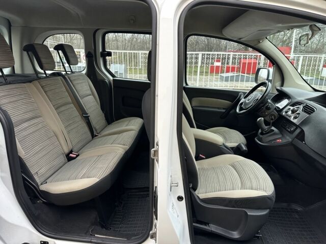 Белый Рено Кенгу Экспресс, объемом двигателя 1.5 л и пробегом 190 тыс. км за 7500 $, фото 10 на Automoto.ua