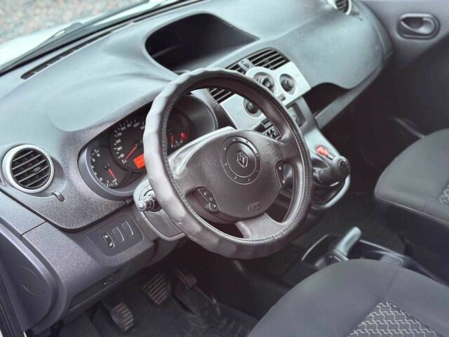 Білий Рено Кєнгу Експресс, об'ємом двигуна 0 л та пробігом 300 тис. км за 3800 $, фото 5 на Automoto.ua