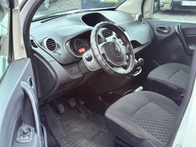 Білий Рено Кєнгу Експресс, об'ємом двигуна 0 л та пробігом 300 тис. км за 3800 $, фото 4 на Automoto.ua