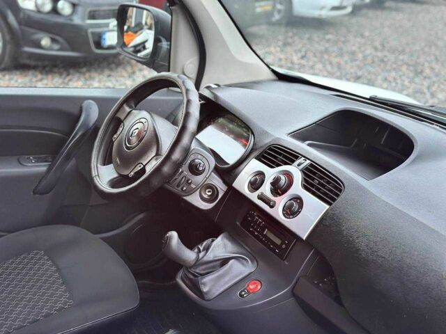 Білий Рено Кєнгу Експресс, об'ємом двигуна 0 л та пробігом 300 тис. км за 3800 $, фото 9 на Automoto.ua