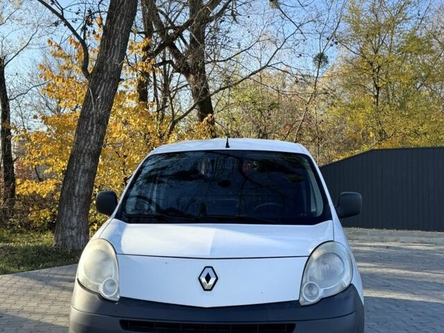 Белый Рено Кенгу Экспресс, объемом двигателя 1.5 л и пробегом 236 тыс. км за 3800 $, фото 2 на Automoto.ua