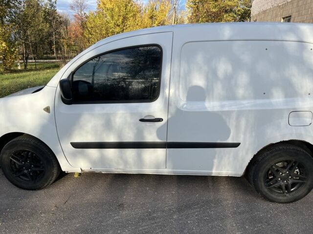 Рено Кенгу Экспресс 2012 в Новгородка на Automoto.ua Белый Рено Кенгу Экспресс, объемом двигателя 1.5 л и пробегом 400 тыс. км за 4200 $, фото 2 на Automoto.ua