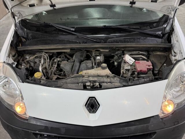 Білий Рено Кєнгу Експресс, об'ємом двигуна 1.5 л та пробігом 273 тис. км за 3999 $, фото 3 на Automoto.ua