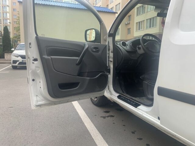 Білий Рено Кєнгу Експресс, об'ємом двигуна 1.5 л та пробігом 310 тис. км за 5900 $, фото 17 на Automoto.ua