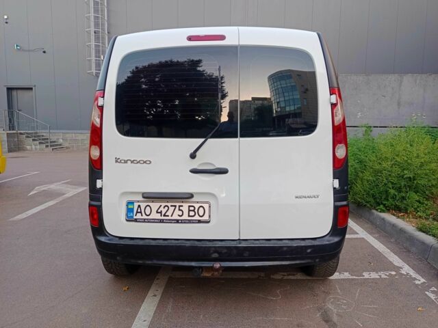 Белый Рено Кенгу Экспресс, объемом двигателя 1.5 л и пробегом 218 тыс. км за 5850 $, фото 3 на Automoto.ua