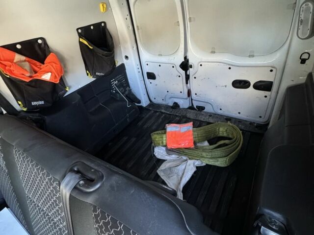 Білий Рено Кєнгу Експресс, об'ємом двигуна 1.5 л та пробігом 282 тис. км за 9300 $, фото 16 на Automoto.ua