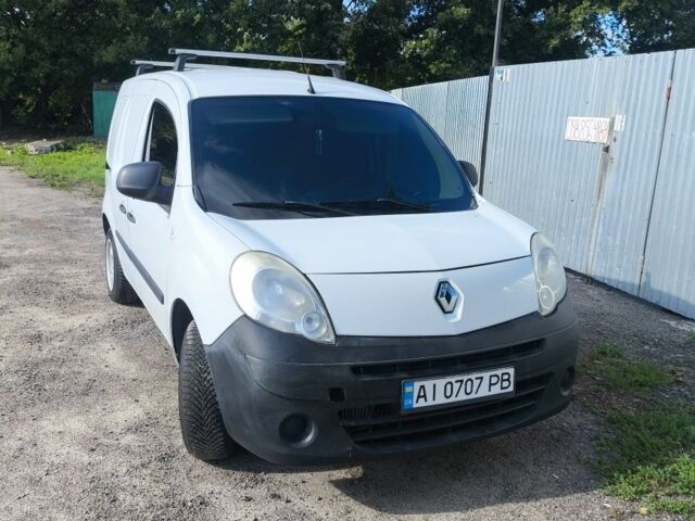 Белый Рено Кенгу Экспресс, объемом двигателя 1.5 л и пробегом 330 тыс. км за 6500 $, фото 1 на Automoto.ua