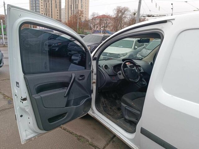 Білий Рено Кєнгу Експресс, об'ємом двигуна 1.5 л та пробігом 330 тис. км за 6490 $, фото 10 на Automoto.ua