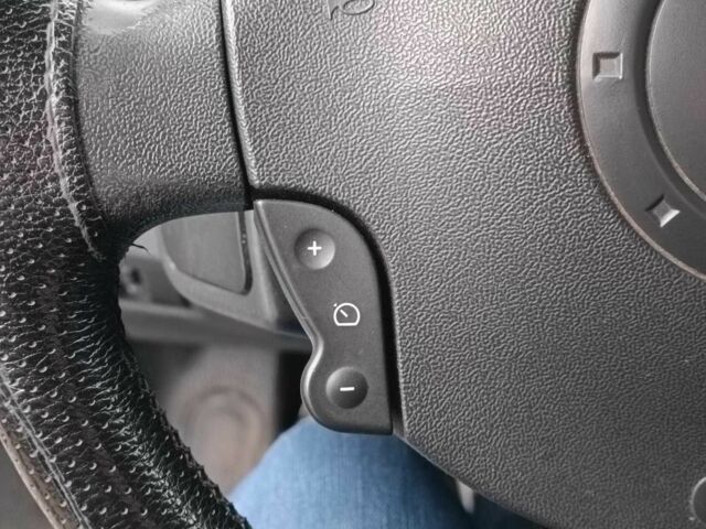 Білий Рено Кєнгу Експресс, об'ємом двигуна 1.5 л та пробігом 330 тис. км за 6490 $, фото 15 на Automoto.ua