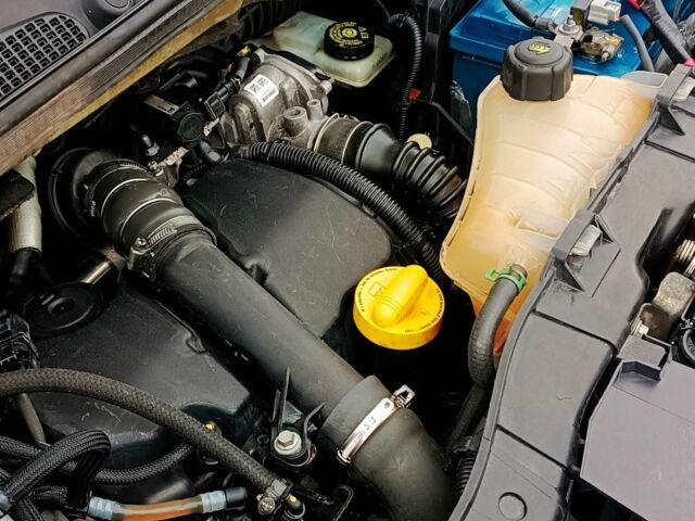 Білий Рено Кєнгу Експресс, об'ємом двигуна 1.5 л та пробігом 303 тис. км за 6000 $, фото 4 на Automoto.ua