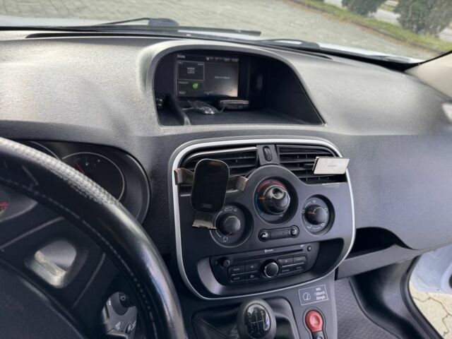 Белый Рено Кенгу Экспресс, объемом двигателя 1.5 л и пробегом 194 тыс. км за 7100 $, фото 7 на Automoto.ua