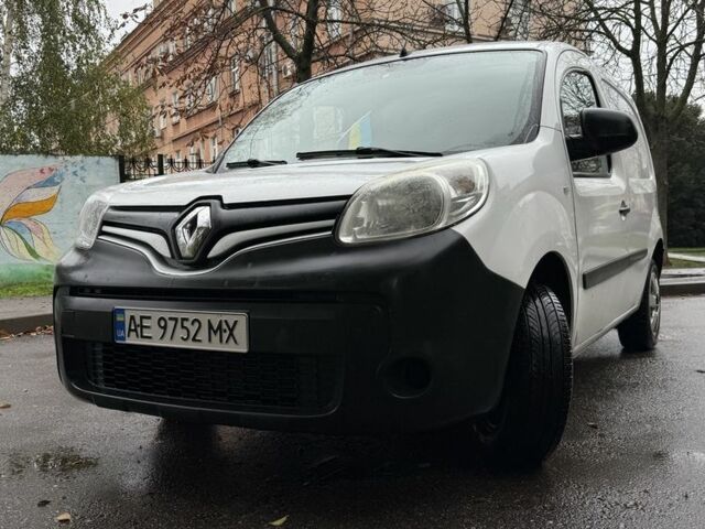 Рено Кенгу Экспресс 2015 в Кривом Роге на Automoto.ua Белый Рено Кенгу Экспресс, объемом двигателя 1.5 л и пробегом 139 тыс. км за 6200 $, фото 1 на Automoto.ua
