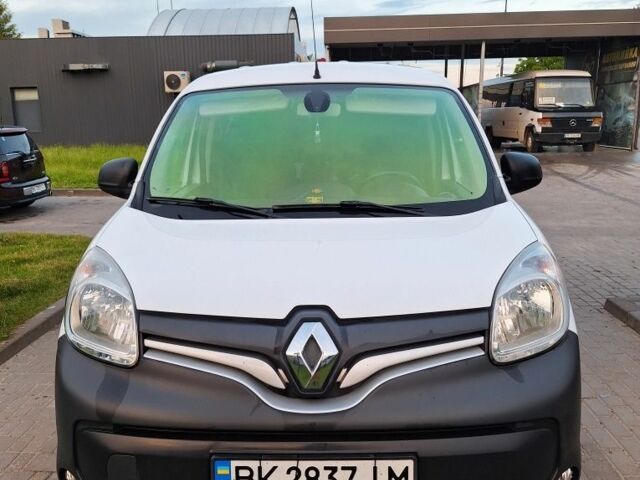 Белый Рено Кенгу Экспресс, объемом двигателя 1.5 л и пробегом 210 тыс. км за 9200 $, фото 7 на Automoto.ua