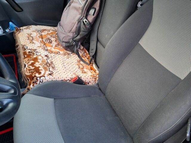 Белый Рено Кенгу Экспресс, объемом двигателя 1.5 л и пробегом 210 тыс. км за 9200 $, фото 3 на Automoto.ua