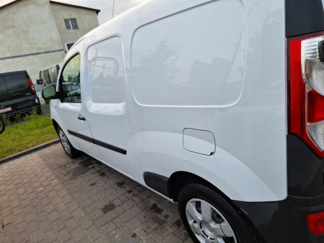 Белый Рено Кенгу Экспресс, объемом двигателя 1.5 л и пробегом 210 тыс. км за 9200 $, фото 5 на Automoto.ua