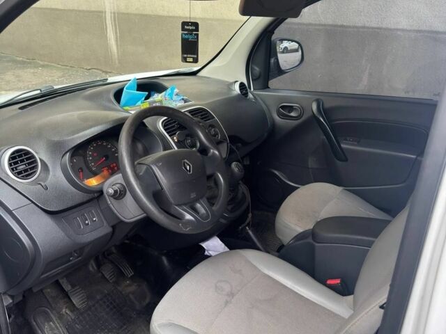 Білий Рено Кєнгу Експресс, об'ємом двигуна 0 л та пробігом 220 тис. км за 7200 $, фото 4 на Automoto.ua