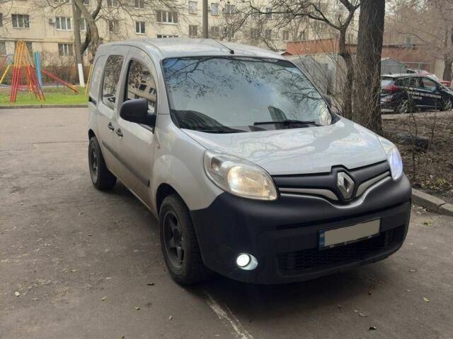 Білий Рено Кєнгу Експресс, об'ємом двигуна 0 л та пробігом 220 тис. км за 7200 $, фото 2 на Automoto.ua