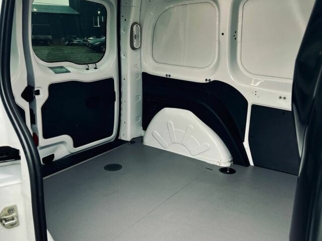 Білий Рено Кєнгу Експресс, об'ємом двигуна 1.5 л та пробігом 164 тис. км за 11400 $, фото 22 на Automoto.ua