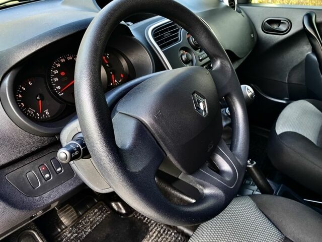 Білий Рено Кєнгу Експресс, об'ємом двигуна 1.5 л та пробігом 164 тис. км за 11400 $, фото 17 на Automoto.ua