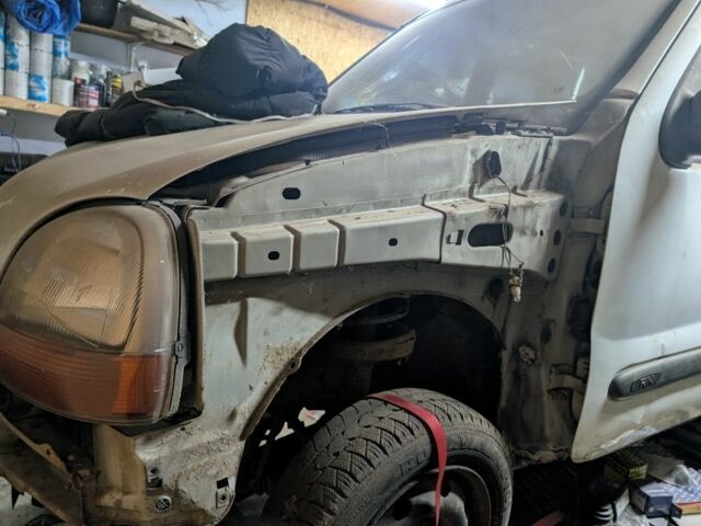 Белый Рено Кенгу Экспресс, объемом двигателя 2 л и пробегом 200 тыс. км за 800 $, фото 3 на Automoto.ua