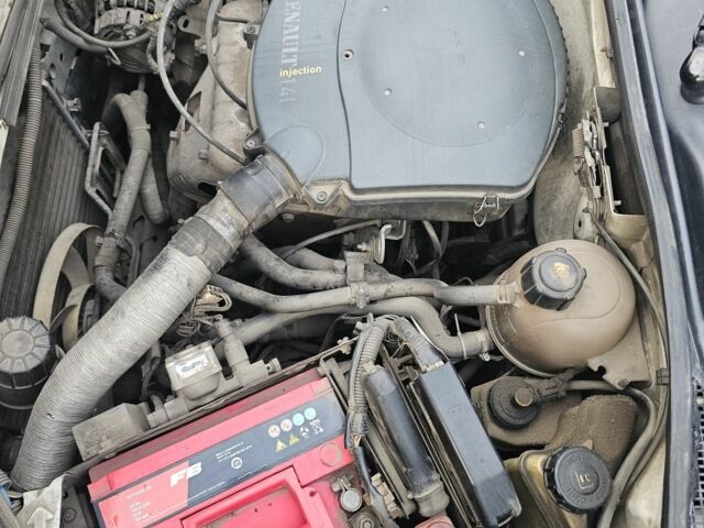 Білий Рено Кєнгу Експресс, об'ємом двигуна 1.4 л та пробігом 295 тис. км за 3050 $, фото 12 на Automoto.ua