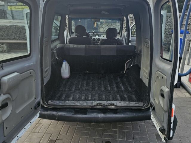 Білий Рено Кєнгу Експресс, об'ємом двигуна 1.4 л та пробігом 295 тис. км за 3050 $, фото 15 на Automoto.ua