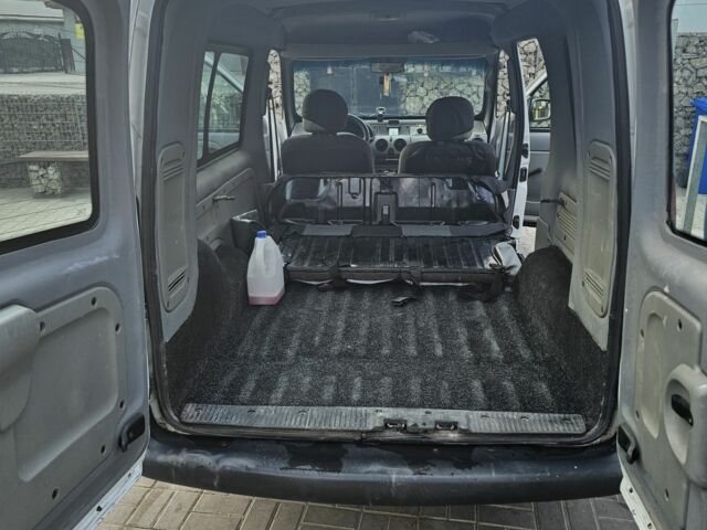 Білий Рено Кєнгу Експресс, об'ємом двигуна 1.4 л та пробігом 295 тис. км за 3050 $, фото 16 на Automoto.ua