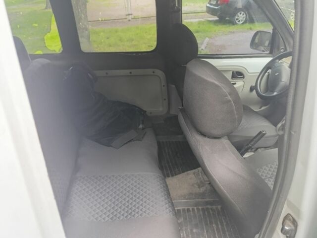 Белый Рено Кенгу Экспресс, объемом двигателя 1.9 л и пробегом 160 тыс. км за 2800 $, фото 4 на Automoto.ua