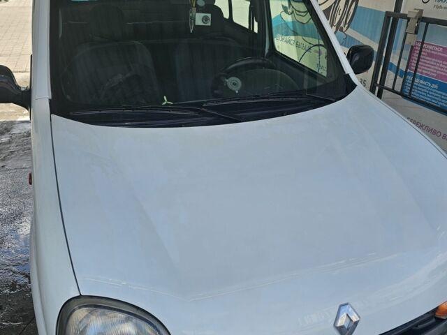 Білий Рено Кєнгу Експресс, об'ємом двигуна 1.4 л та пробігом 295 тис. км за 3050 $, фото 4 на Automoto.ua