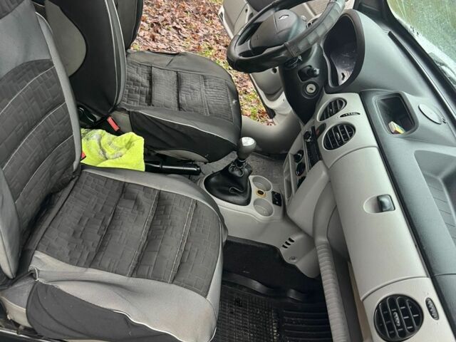 Белый Рено Кенгу Экспресс, объемом двигателя 1.5 л и пробегом 320 тыс. км за 2800 $, фото 6 на Automoto.ua