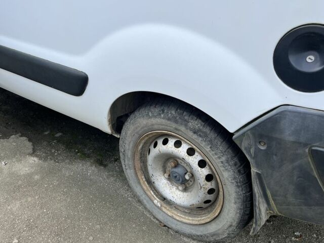 Рено Кенгу Экспресс 2003 в Сарнах на Automoto.ua Белый Рено Кенгу Экспресс, объемом двигателя 1.5 л и пробегом 208 тыс. км за 3500 $, фото 3 на Automoto.ua