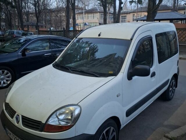 Белый Рено Кенгу Экспресс, объемом двигателя 1.5 л и пробегом 310 тыс. км за 84 $, фото 2 на Automoto.ua