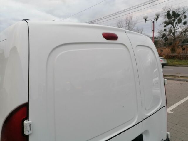 Рено Кєнгу Експресс 2006 у Вінниці на Automoto.ua Білий Рено Кєнгу Експресс, об'ємом двигуна 0 л та пробігом 234 тис. км за 2150 $, фото 3 на Automoto.ua